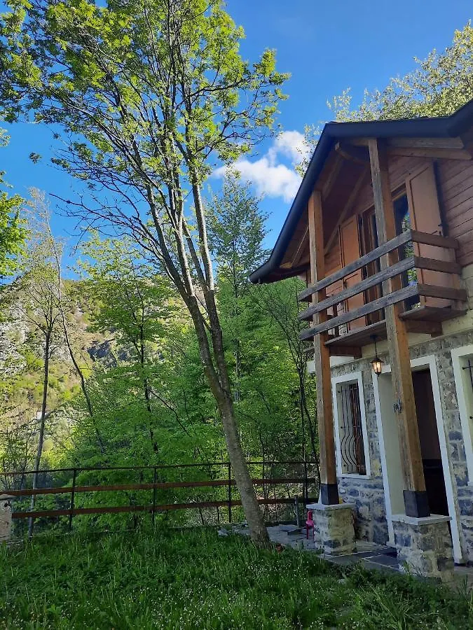 Chalet Grigna - Your Mountain Holiday Esino Lario Feriehus